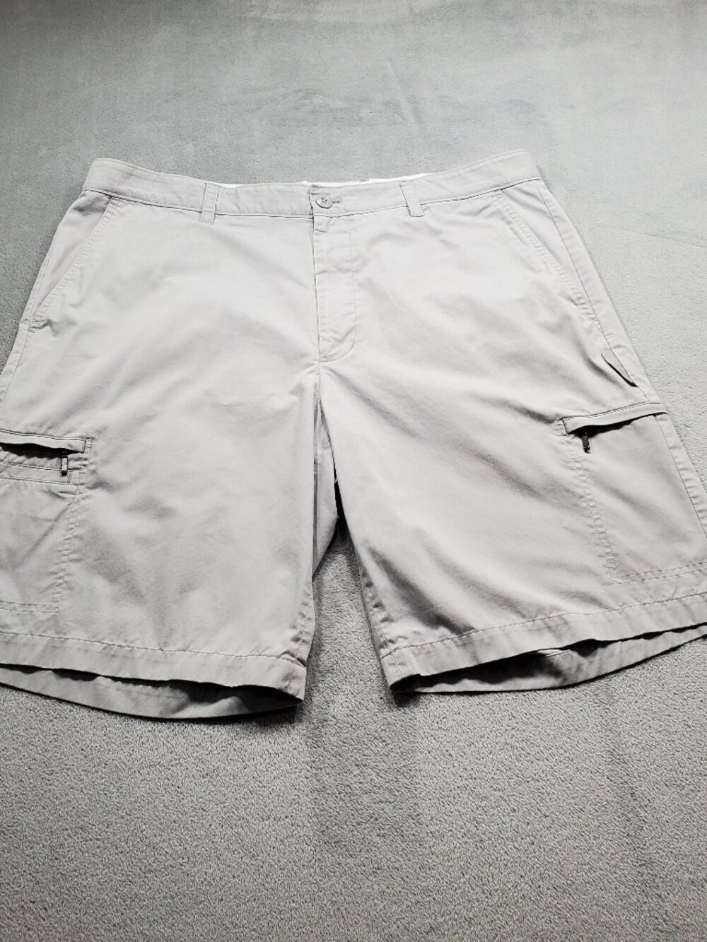 Attack Life Greg Norman Performance Golf Cargo Shorts 7 Pockets Gray Men Sz 38